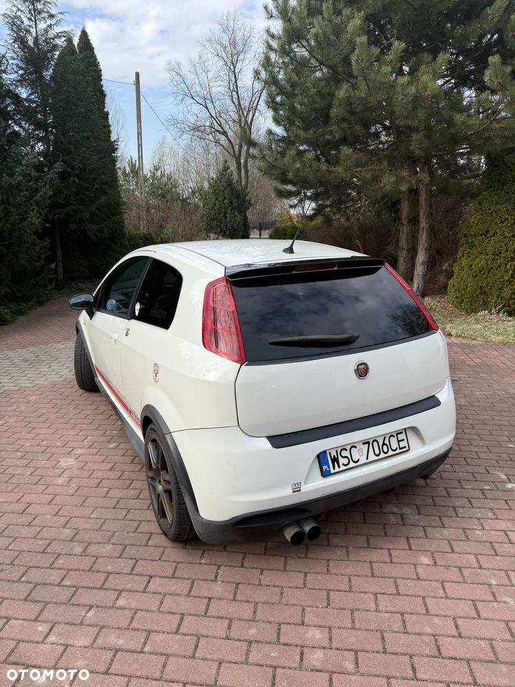 Abarth Grande Punto - 3