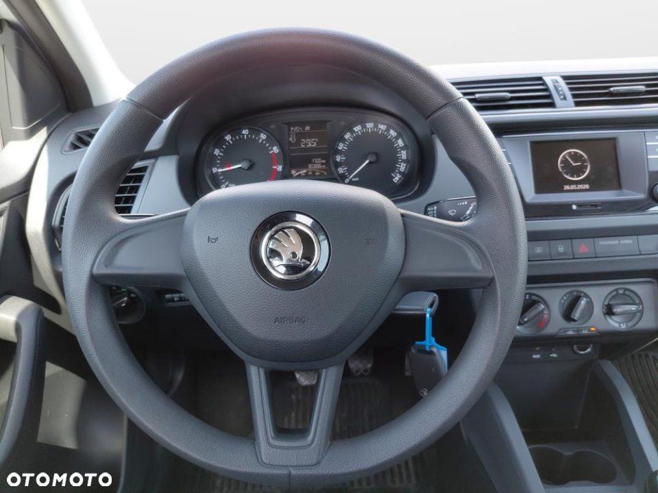 Skoda Fabia - 12