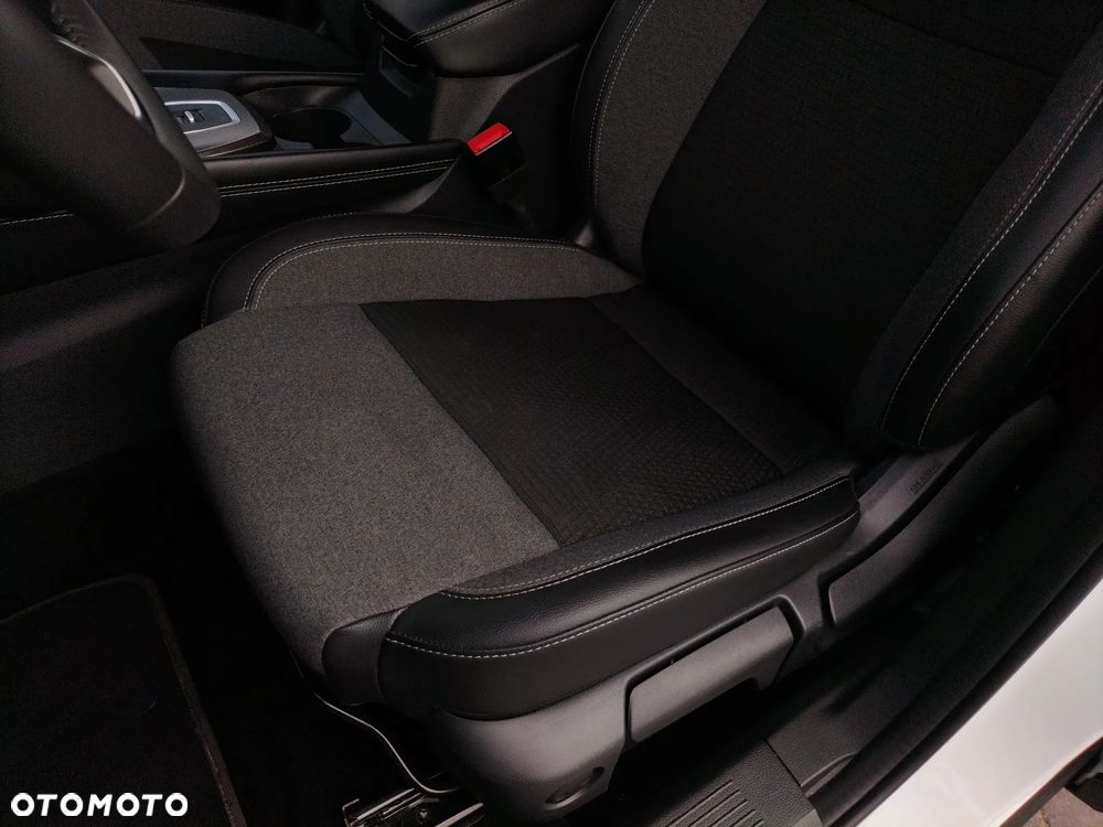 Nissan Qashqai 1.3 DIG-T MHEV N-Connecta Xtronic - 17