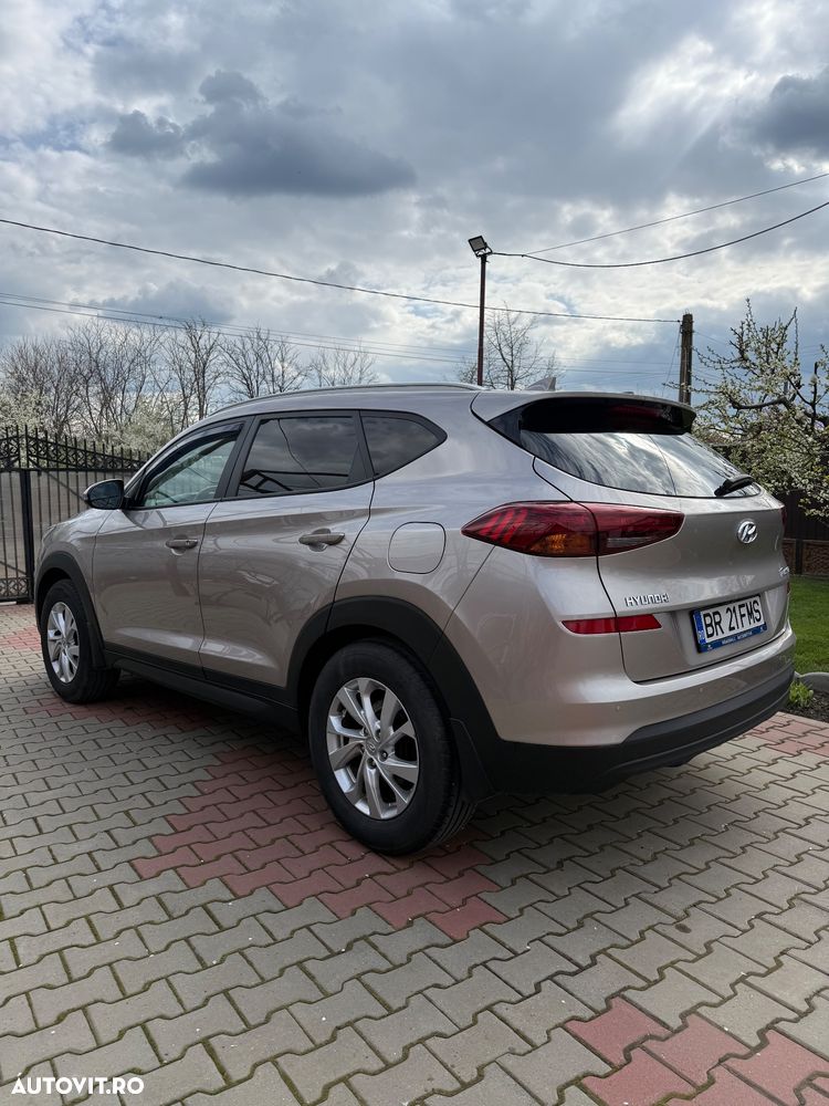 Hyundai Tucson 1.6 GDI 2WD 6MT Style - 8
