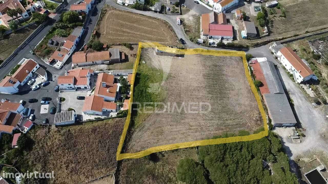 Terreno urbano para loteamento, perto das praias de Sintra - Grande imagem: 2/14