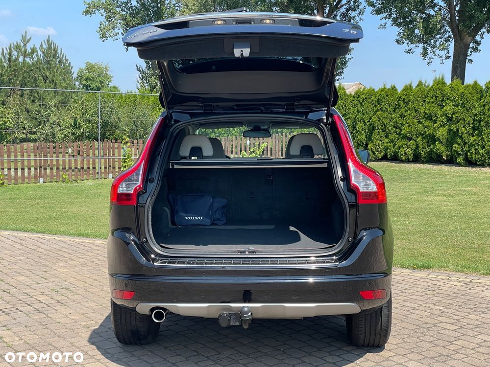 Volvo XC 60 D3 Drive-E Ocean Race - 13