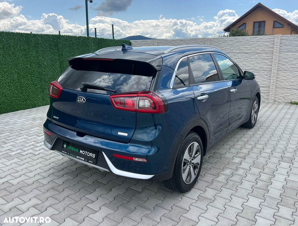 Kia Niro 1.6 GDI HEV 2WD OPF Aut. Spirit - 2