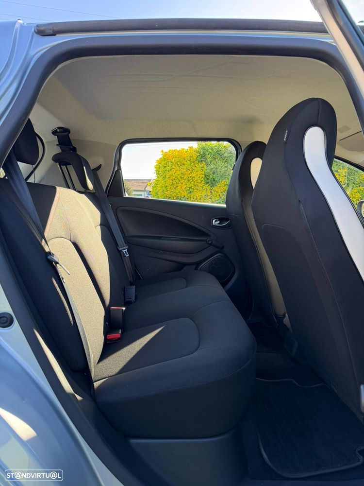 Renault Zoe (c/ Bateria) Limited 50 - 7