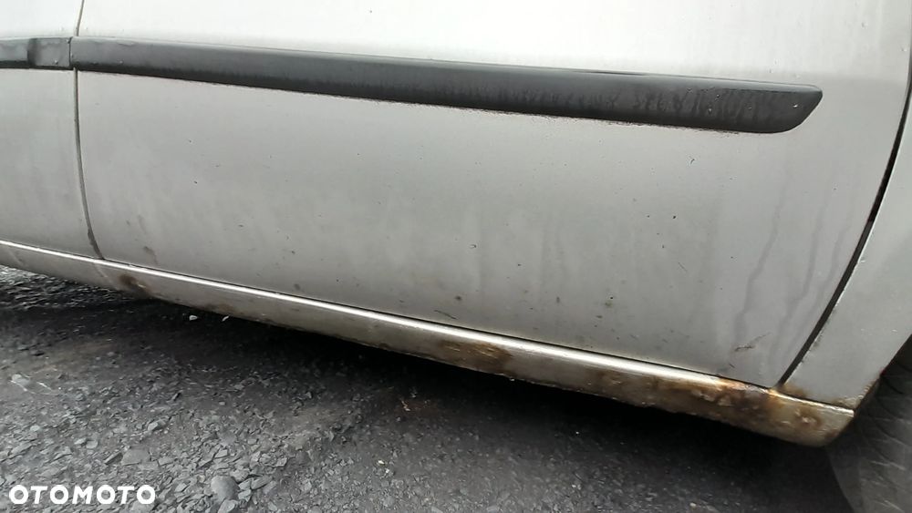 FIAT IDEA DRZWI PRAWY PRZÓD PRZEDNIE PRAWE KOMPLETNE 647 nr. 112/3 - 2