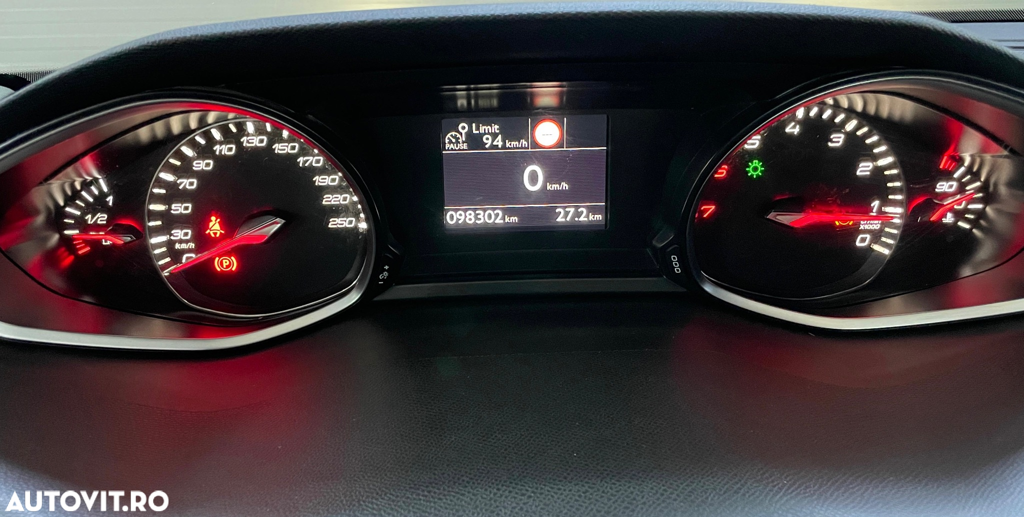 Peugeot 308 1.2L PureTech S&S BVM6 Allure Pack - 14