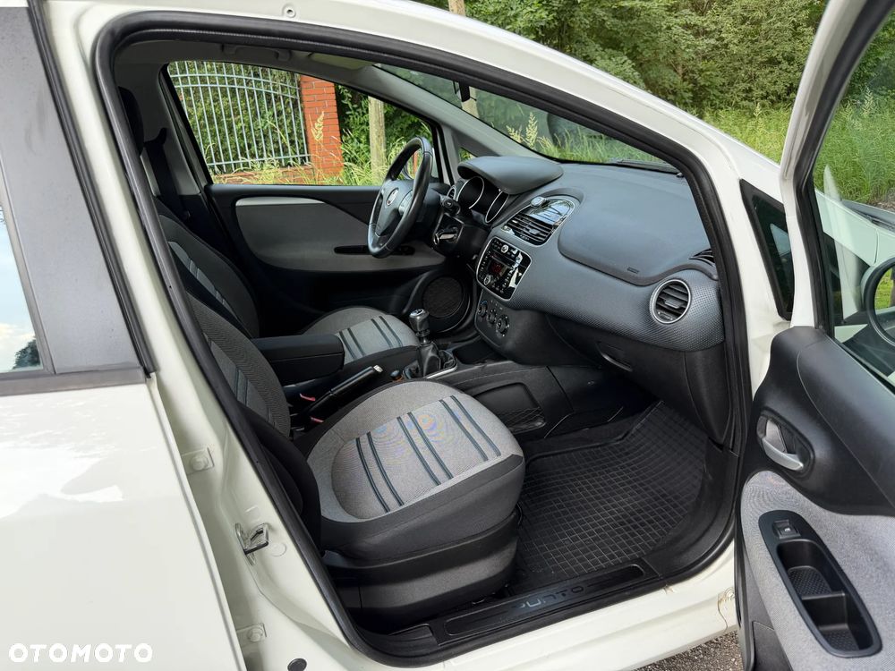 Fiat Punto Evo 1.4 8V MyLife Start&Stop - 25