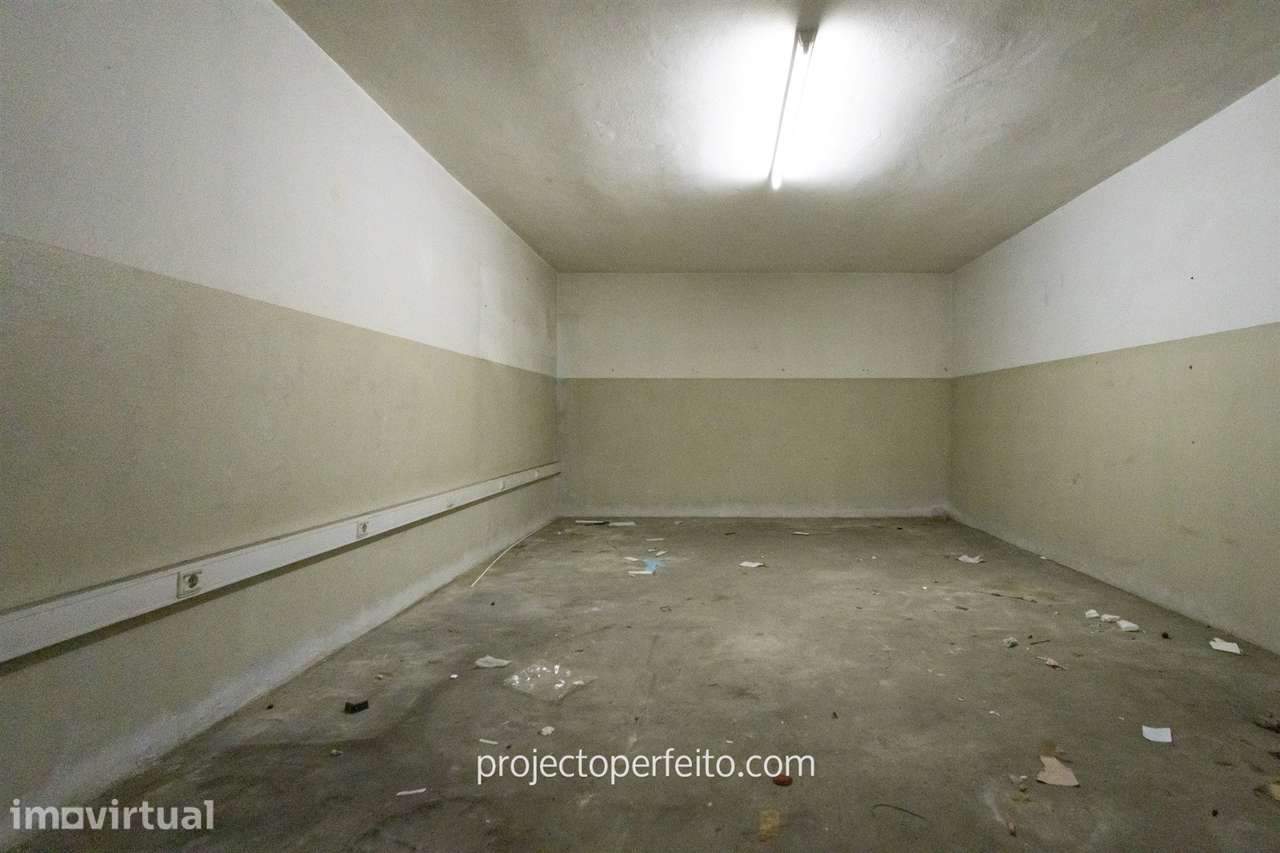 Garagem  Venda em Arcozelo,Vila Nova de Gaia - Grande imagem: 4/4