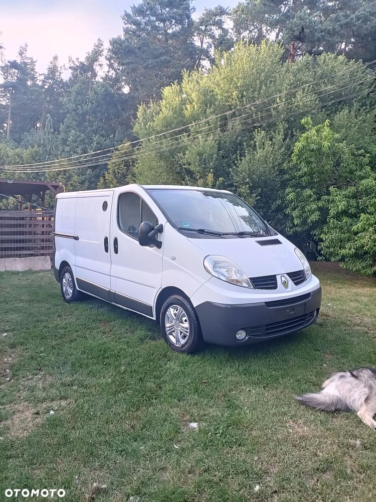 Renault Trafic - 2