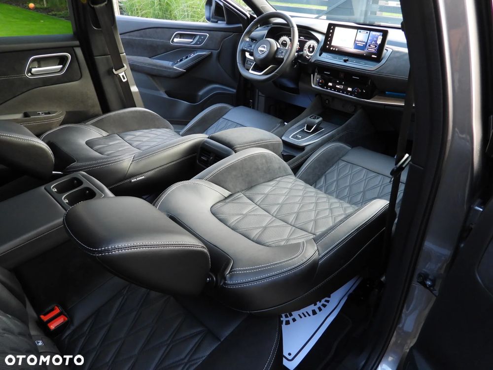 Nissan Qashqai 1.3 DIG-T MHEV Xtronic Tekna+ - 4