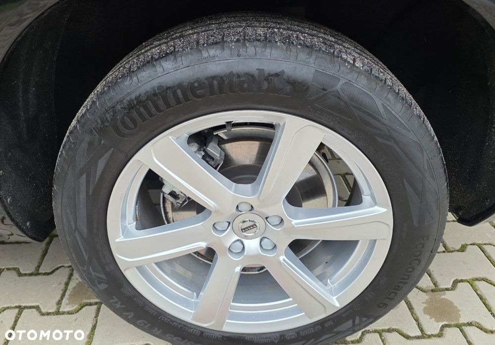 Volvo XC 90 - 33