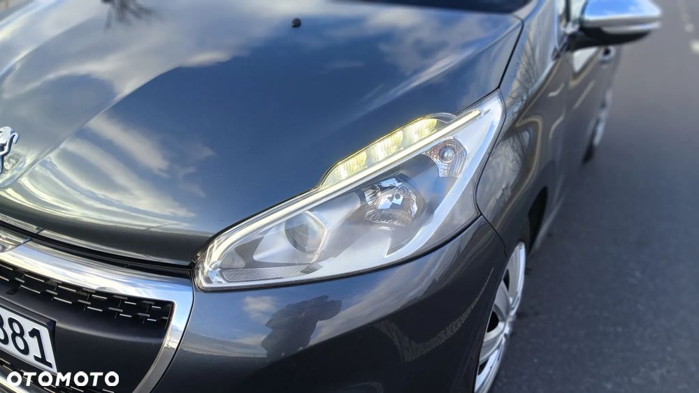 Peugeot 208 Blue-HDi 100 Stop&Start Allure - 25