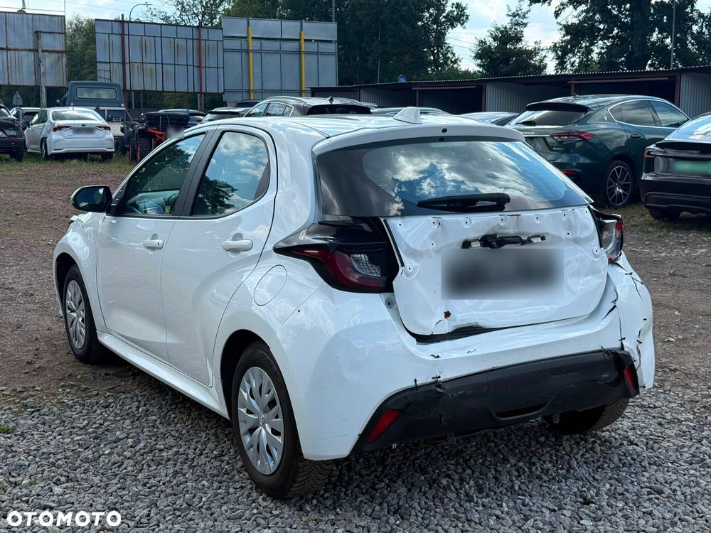 Toyota Yaris 1.0 Active - 12