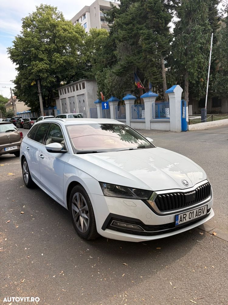 Skoda Octavia 2.0 TDI DSG Style - 1