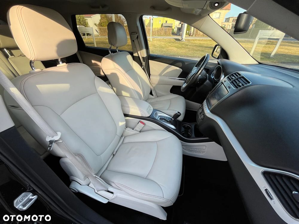 Fiat Freemont 2.0 Multijet Lounge AWD - 14