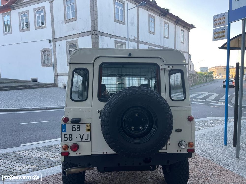 Land Rover Defender 90 2.5 TD5 Metal Top - 9