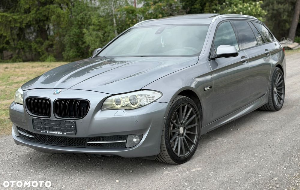 BMW Seria 5 525d Sport-Aut - 19