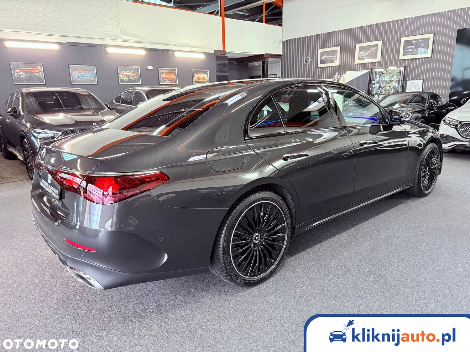 Mercedes-Benz Klasa E 300 de PHEV 4-Matic AMG 9G-Tronic - 4