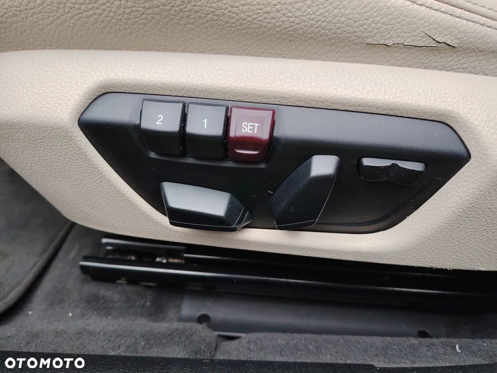 BMW Seria 3 - 26