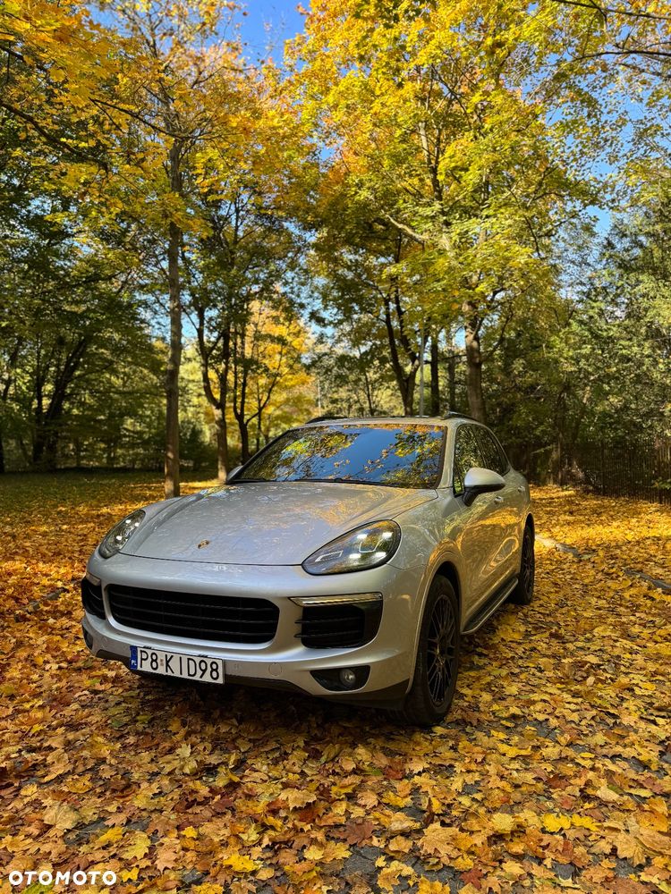 Porsche Cayenne Standard - 2