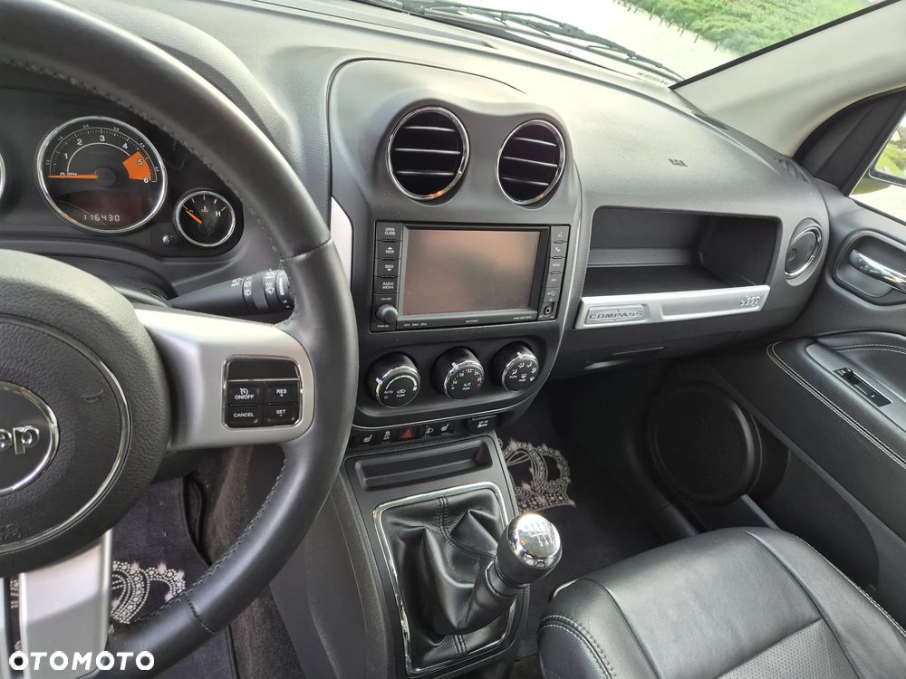 Jeep Compass - 38