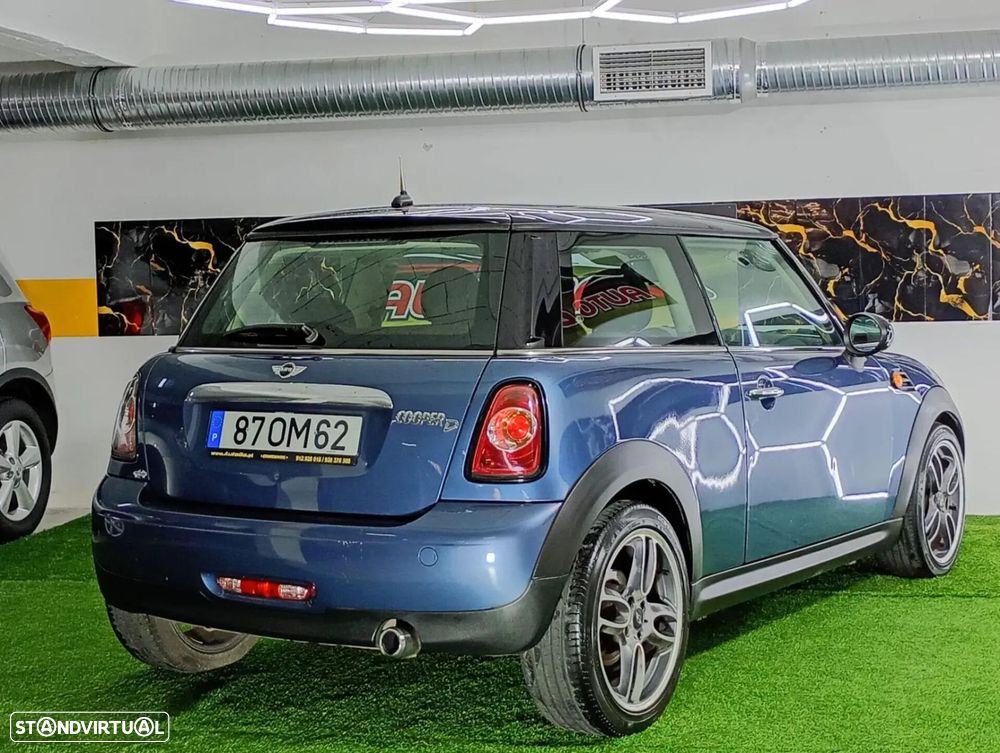 MINI 3 Portas - 34
