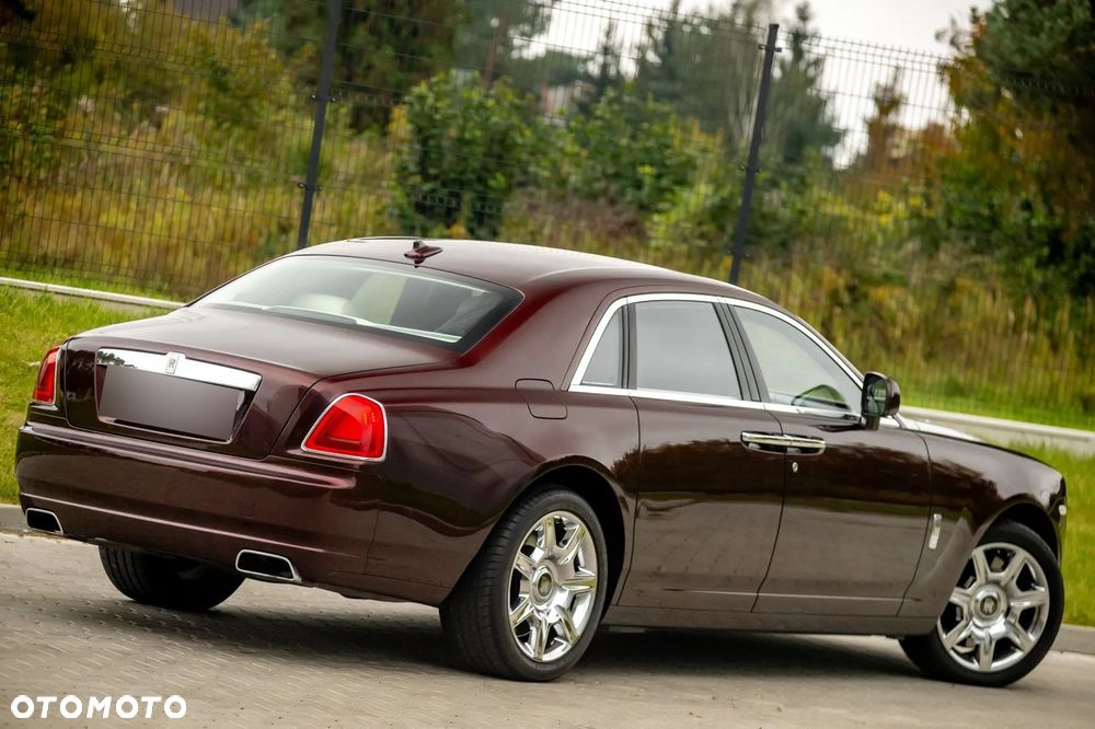 Rolls-Royce Ghost - 9