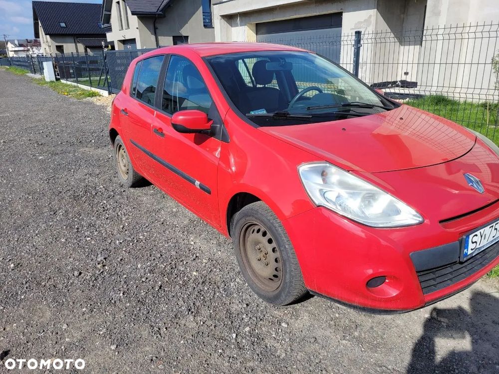 Renault Clio 1.2 16V Alize - 1