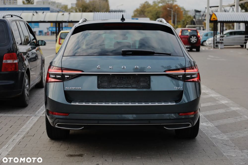 Skoda Superb 2.0 TDI SCR 4x4 L&K DSG - 36