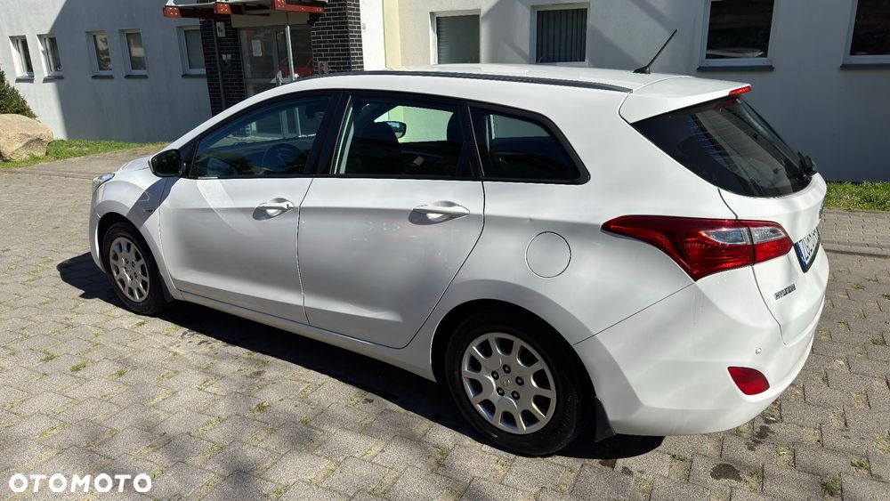 Hyundai i30 1.6 GDI Comfort - 8