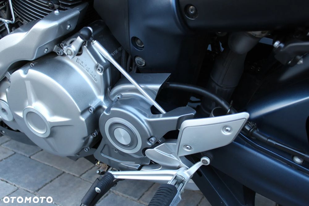 Yamaha MT - 13