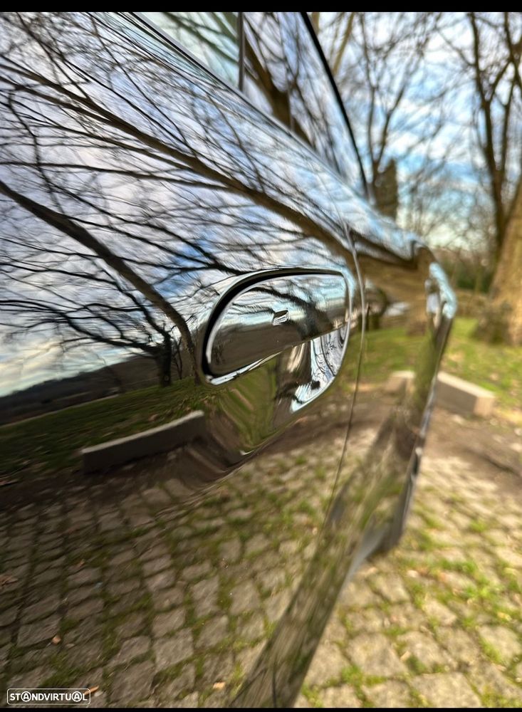 Porsche Taycan 4 - 10