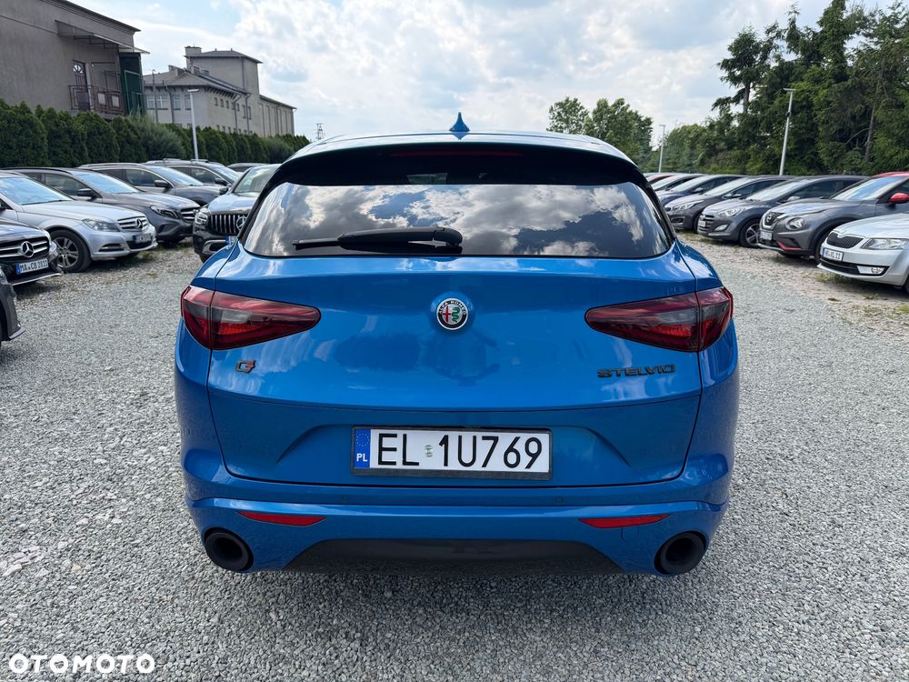 Alfa Romeo Stelvio 2.0 Turbo Veloce Q4 - 5