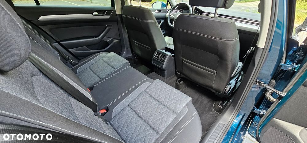 Volkswagen Passat 2.0 TSI Business DSG - 13