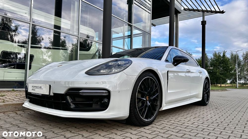 Porsche Panamera 4S Executive - 9