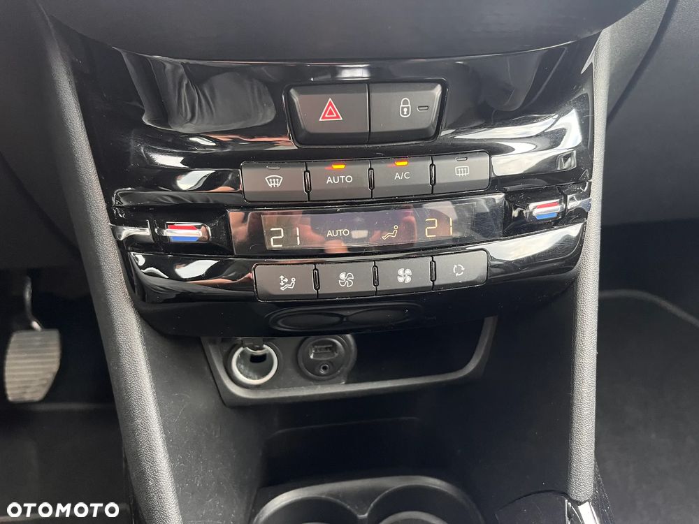 Peugeot 2008 PureTech 130 Stop&Start Allure - 31