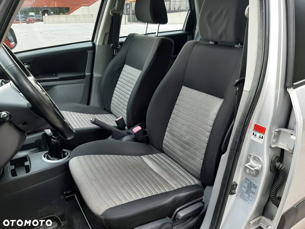Suzuki SX4 1.6 Comfort Plus 4WD - 23