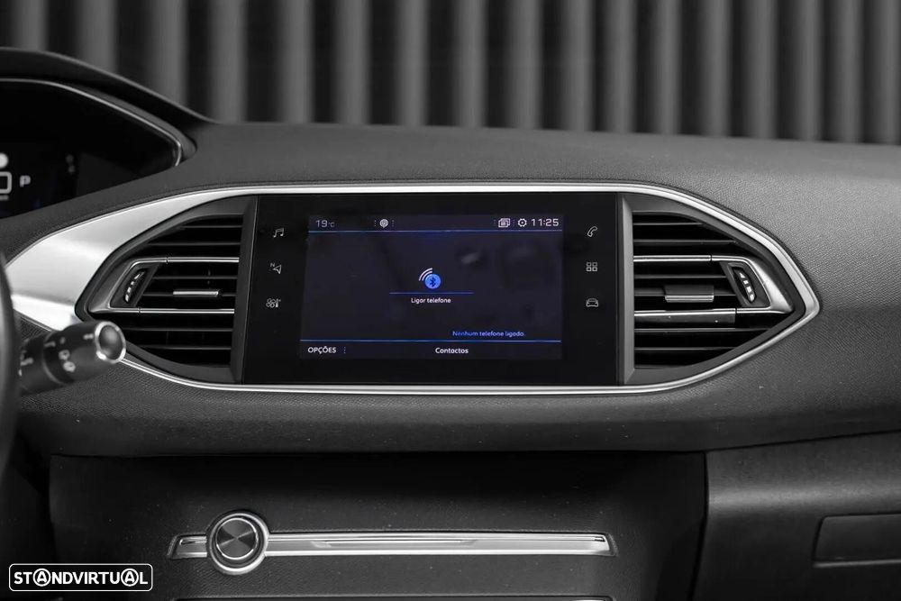 Peugeot 308 SW 1.5 BlueHDi Allure Pack EAT8 - 23