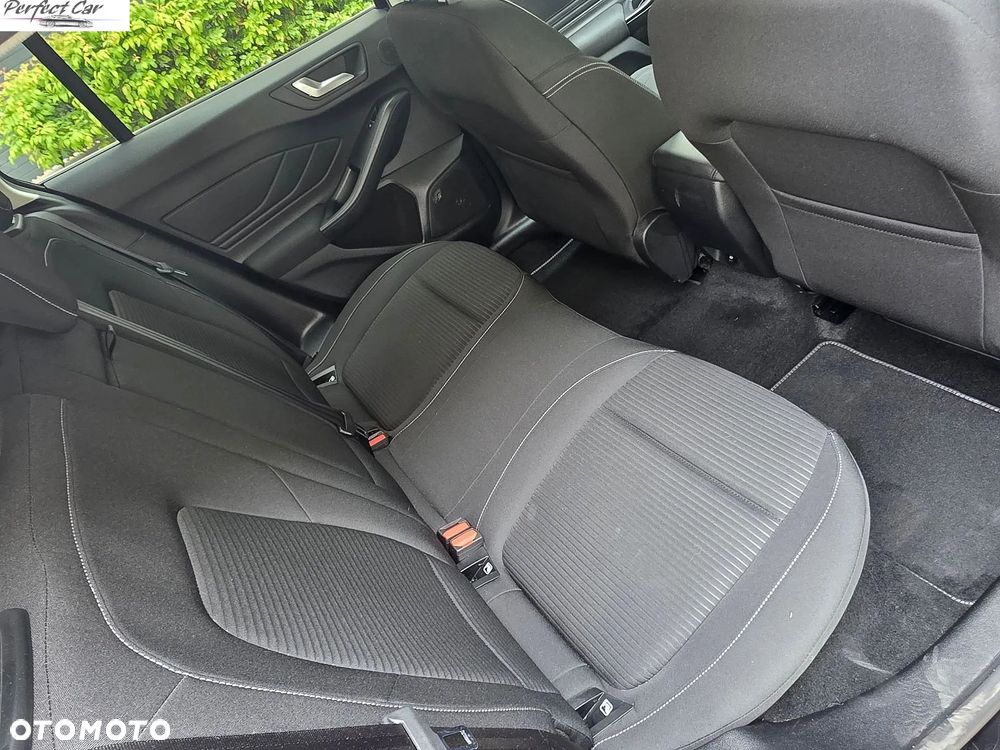 Ford Focus SW 1.0 EcoBoost Hybrid TITANIUM X - 25