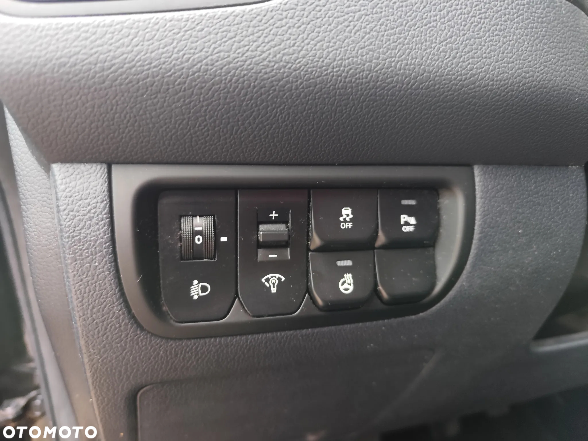 Kia Rio 1.2 Dream Team Edition - 13