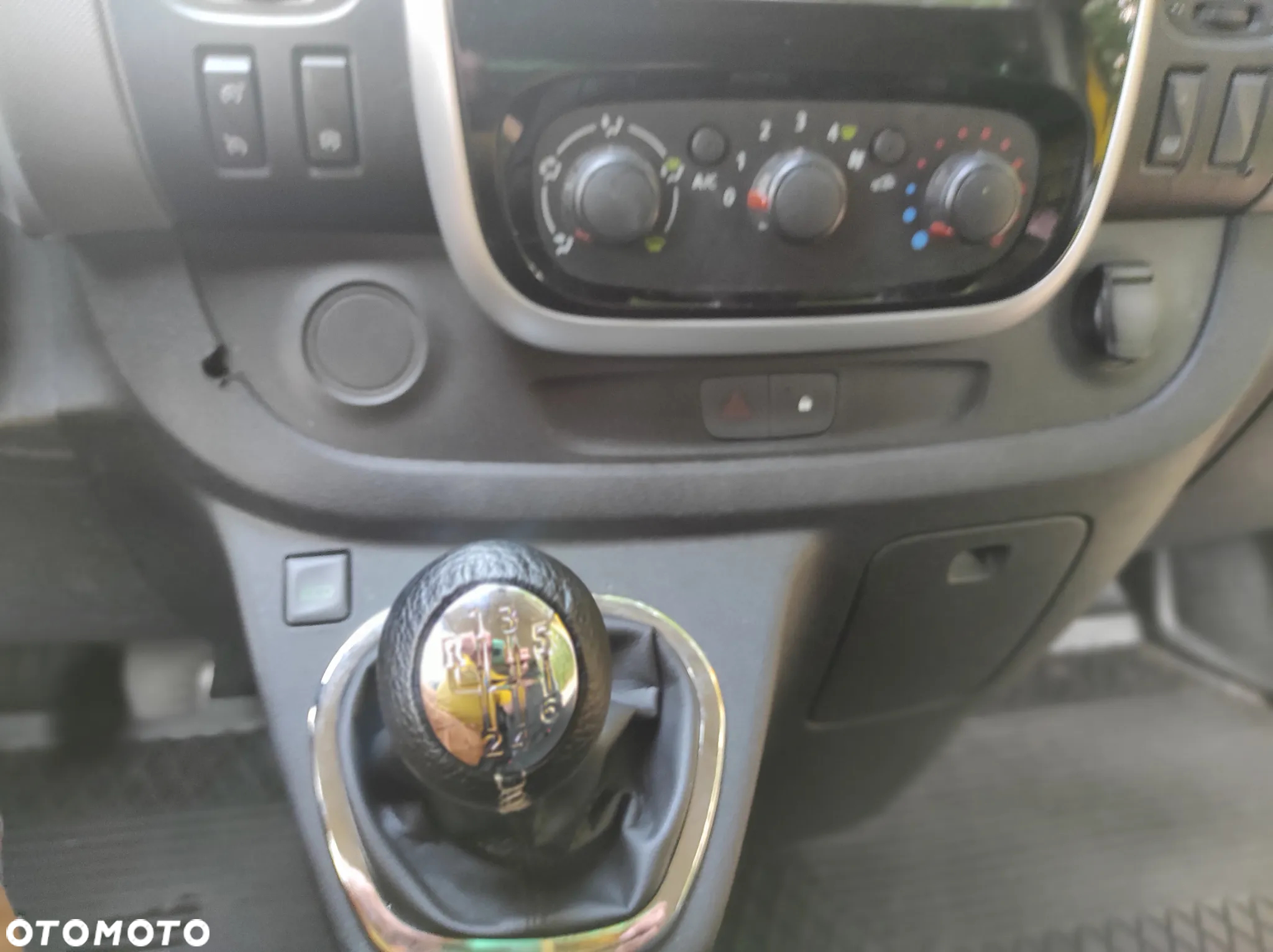 Renault Trafic ENERGY dCi 125 Grand Spaceclass - 21