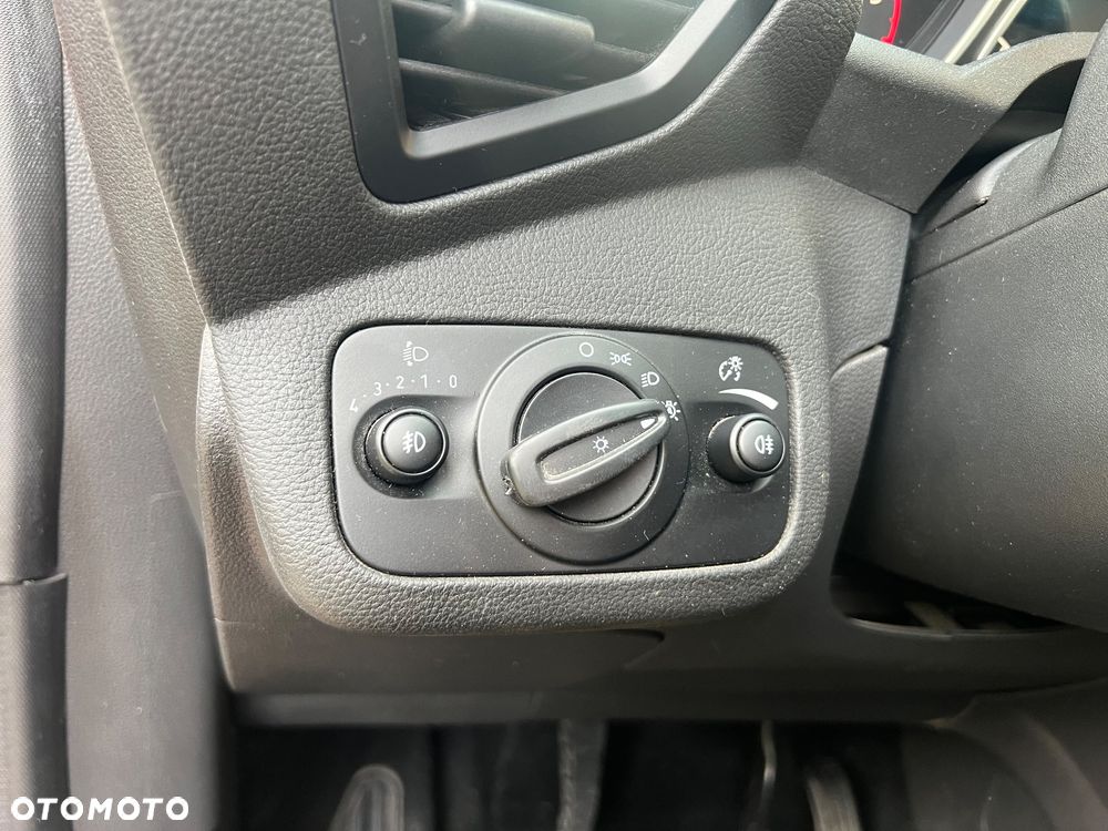 Ford Kuga 1.5 EcoBlue FWD Titanium - 24