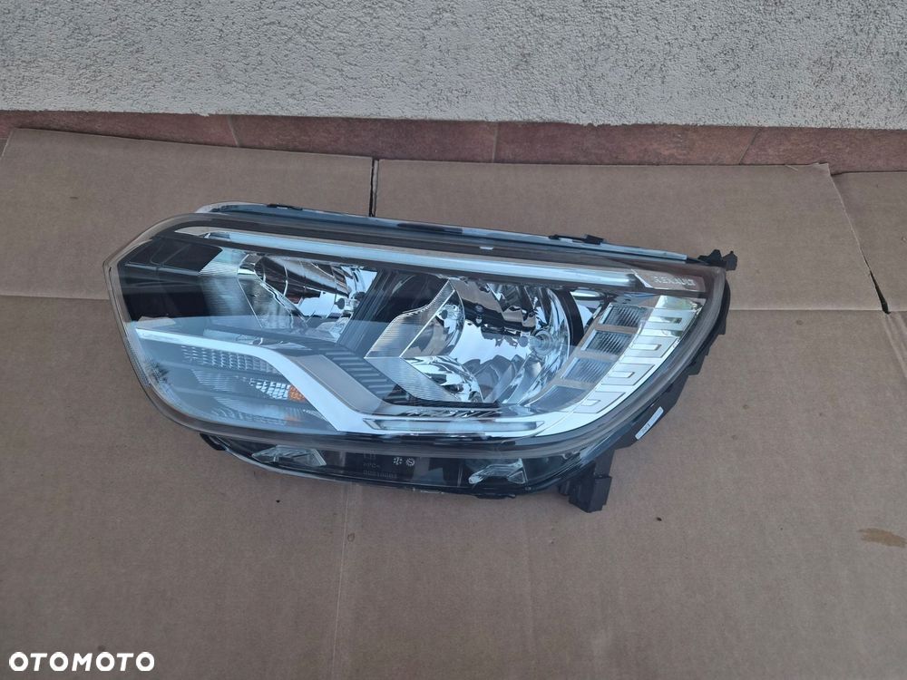lampa przednia renault kangoo iii zwykła z led oryginał ładny stan