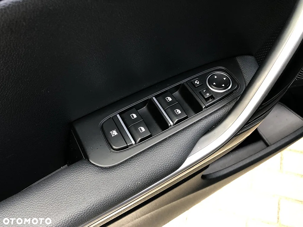 Kia Ceed 1.5 T-GDI L Business Line DCT - 31