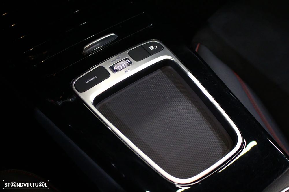 Mercedes-Benz A 250 e Style Plus - 37