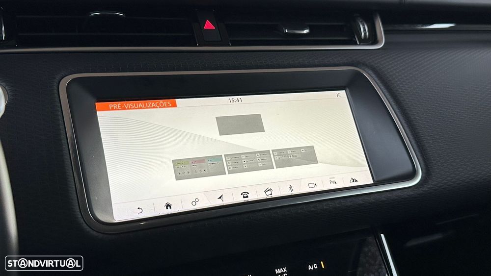 Land Rover Range Rover Evoque 2.0 D150 AWD HSE Auto - 22