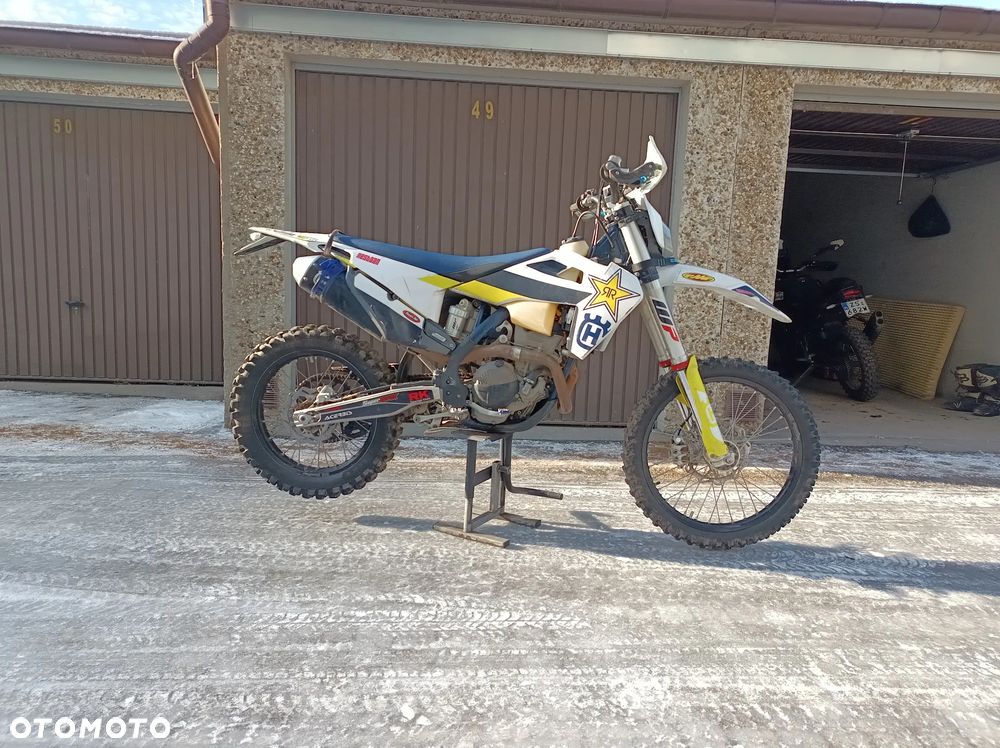 Husqvarna FE - 11