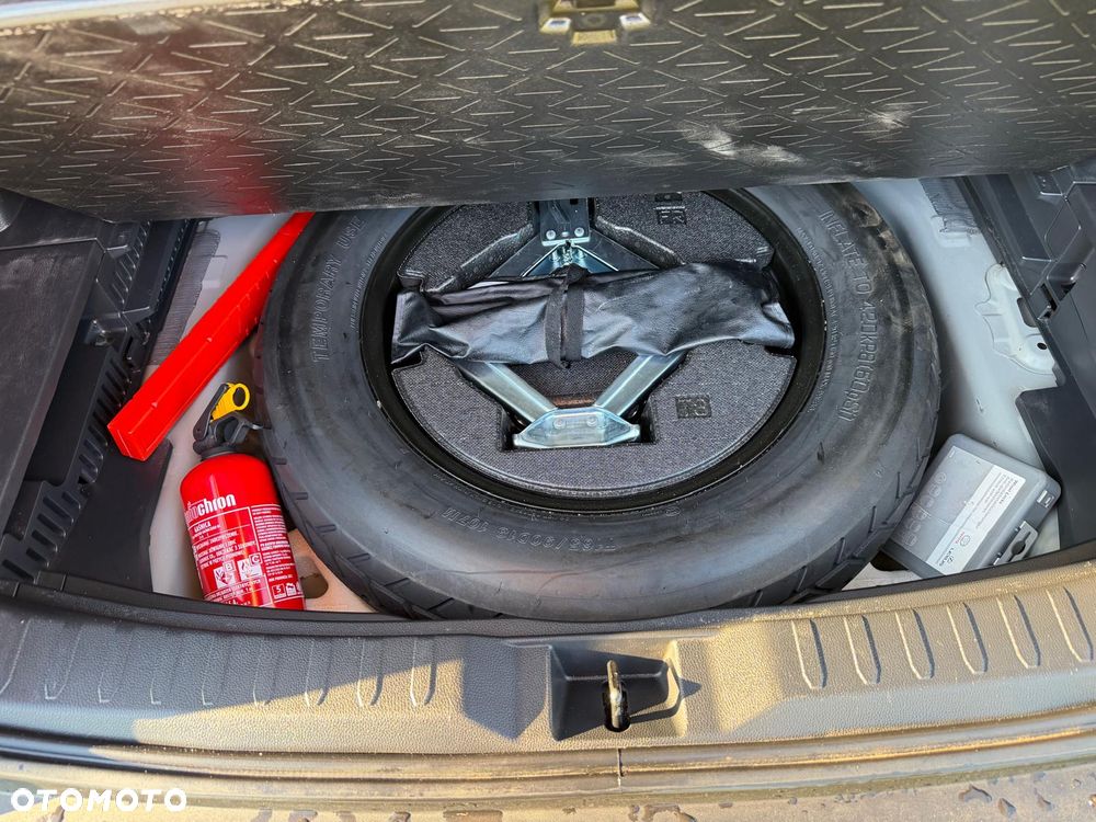 Toyota RAV4 2.5 Hybrid Adventure 4x4 - 6