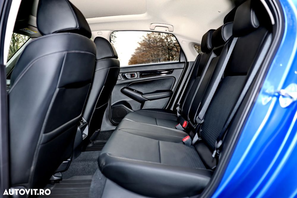 Honda Civic 2.0 e:HEV E-CVT Advance - 18