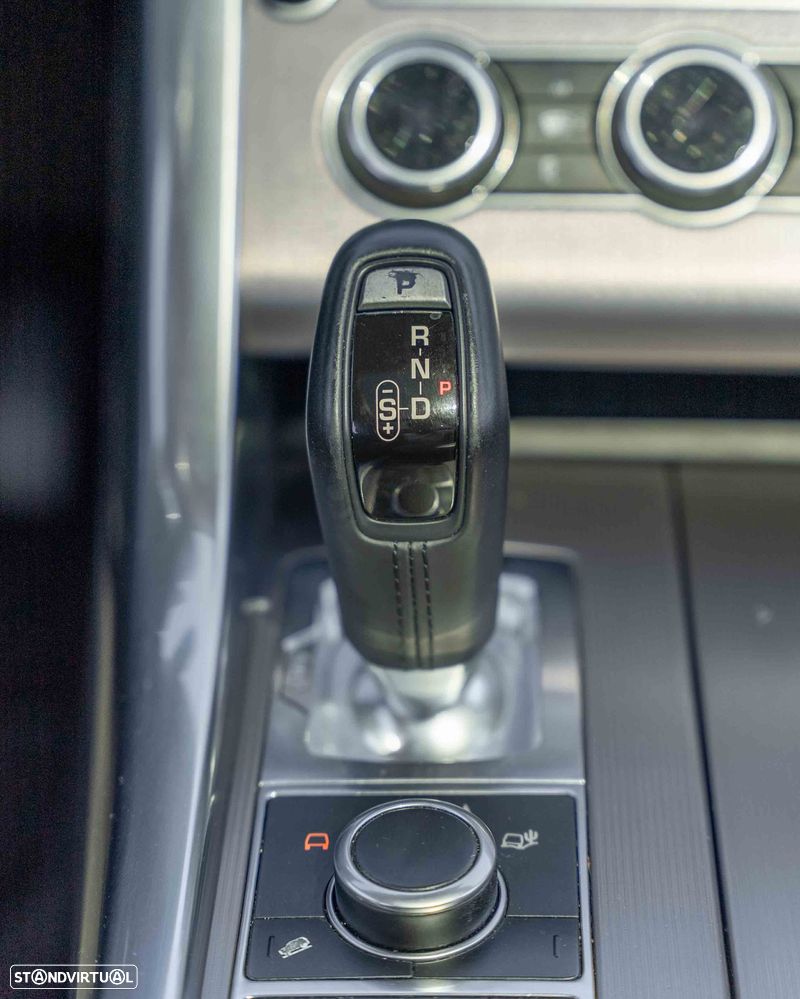 Land Rover Range Rover Sport 3.0 TDV6 HSE - 27